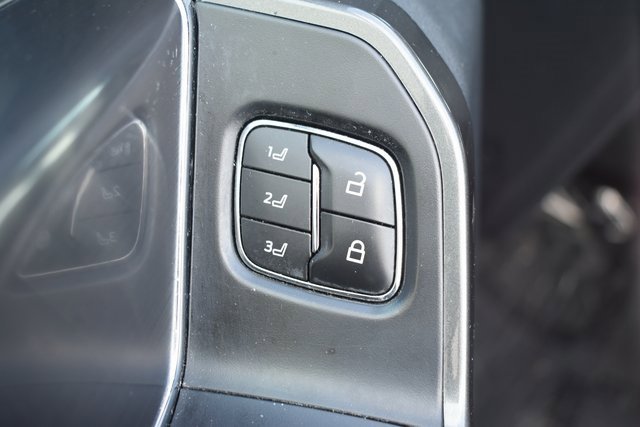 Used 2022 Ford F150 Lariat w/ Equipment Group 502A High image 16