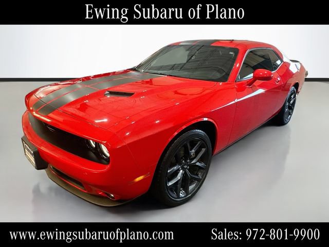 Used 2023 Dodge Challenger SXT w/ Blacktop Package RWD image 3
