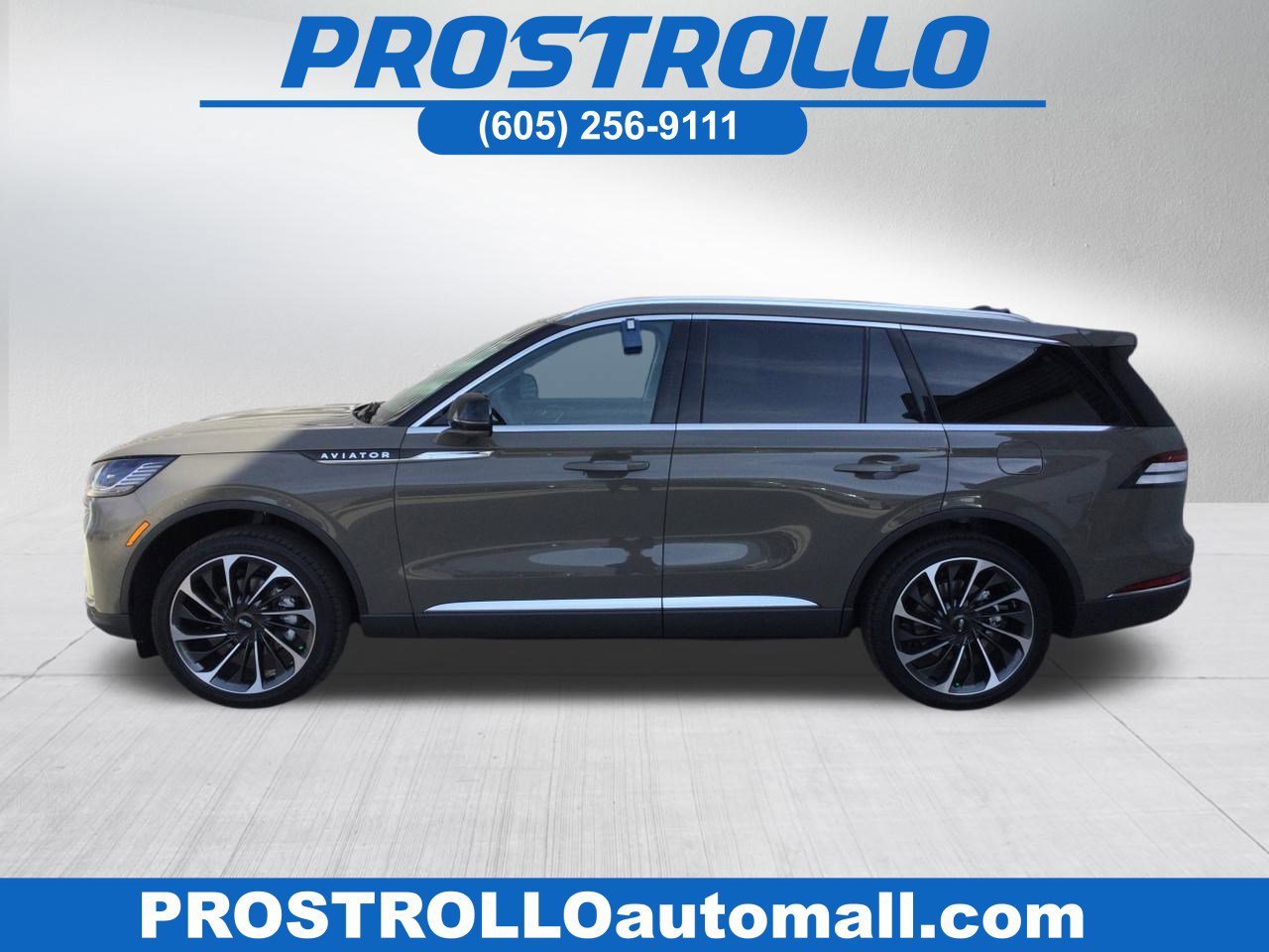 New 2025 Lincoln Aviator Reserve w/ Illumination Package image 1