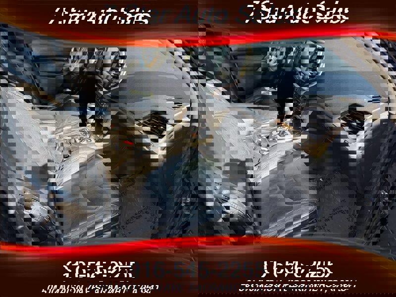 Used 2014 Jeep Cherokee Limited image 12