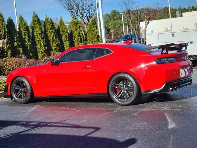 Used 2018 Chevrolet Camaro ZL1 image 9