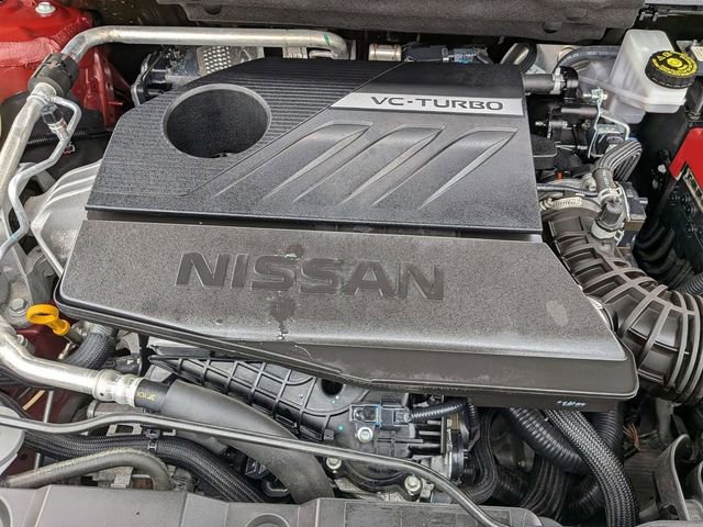 Used 2025 Nissan Rogue SV FWD image 31