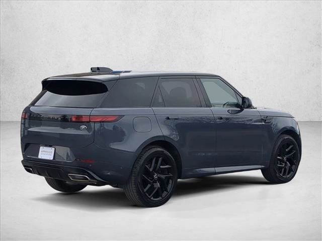 Used 2023 Land Rover Range Rover Sport SE Dynamic image 5