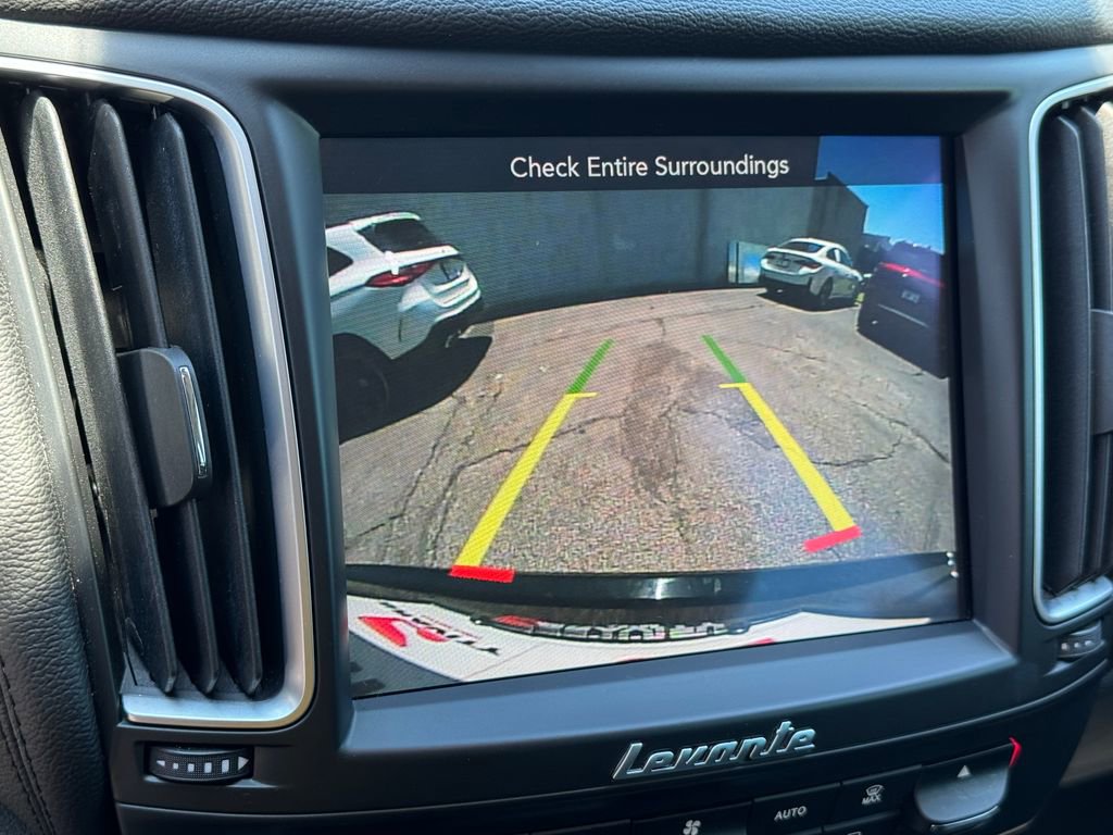 Used 2020 Maserati Levante S AWD/4WD image 31
