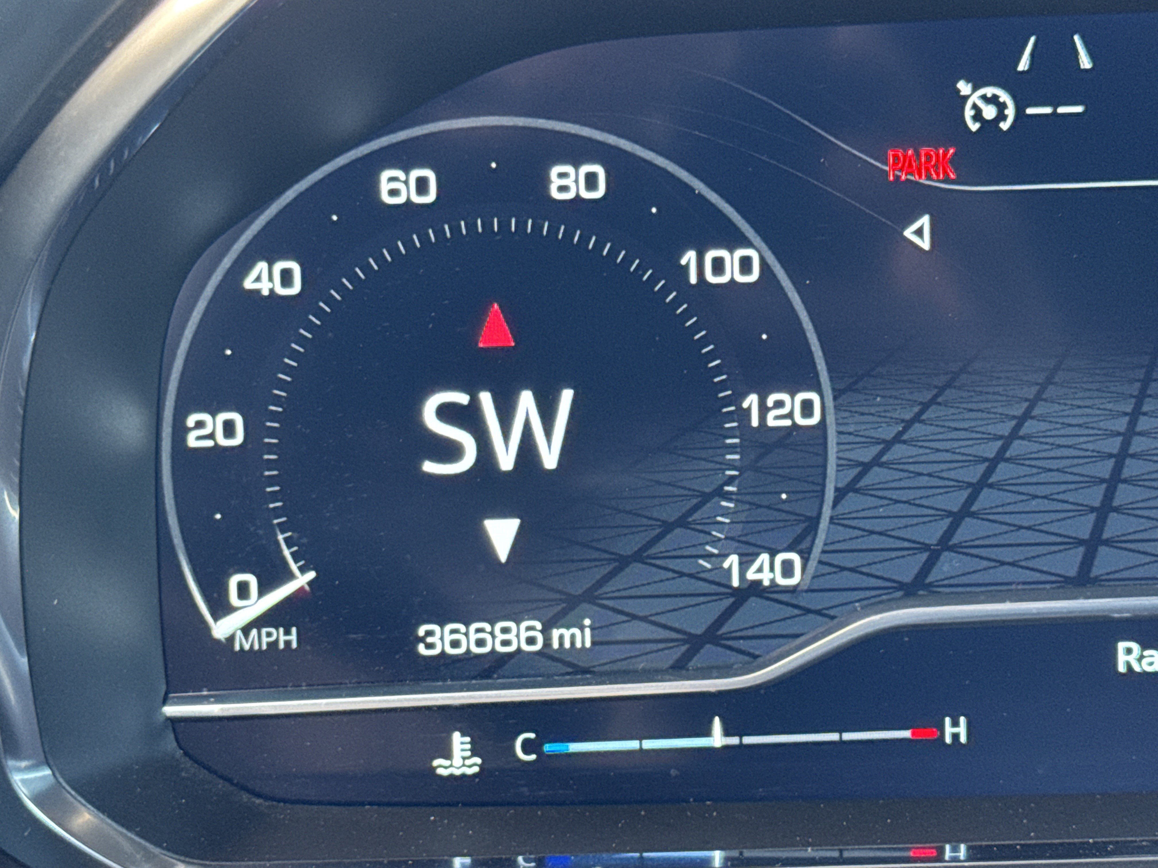 Used 2023 GMC Yukon SLT image 22