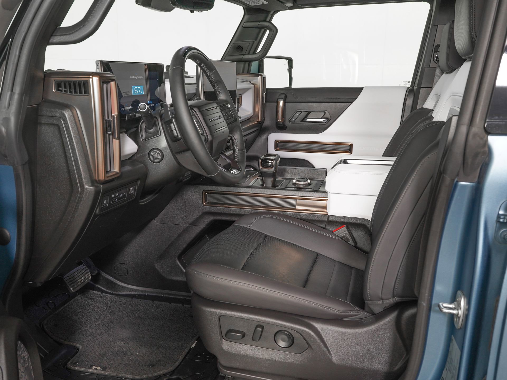 Used 2024 GMC Hummer EV 3X w/ Omega Edition image 15