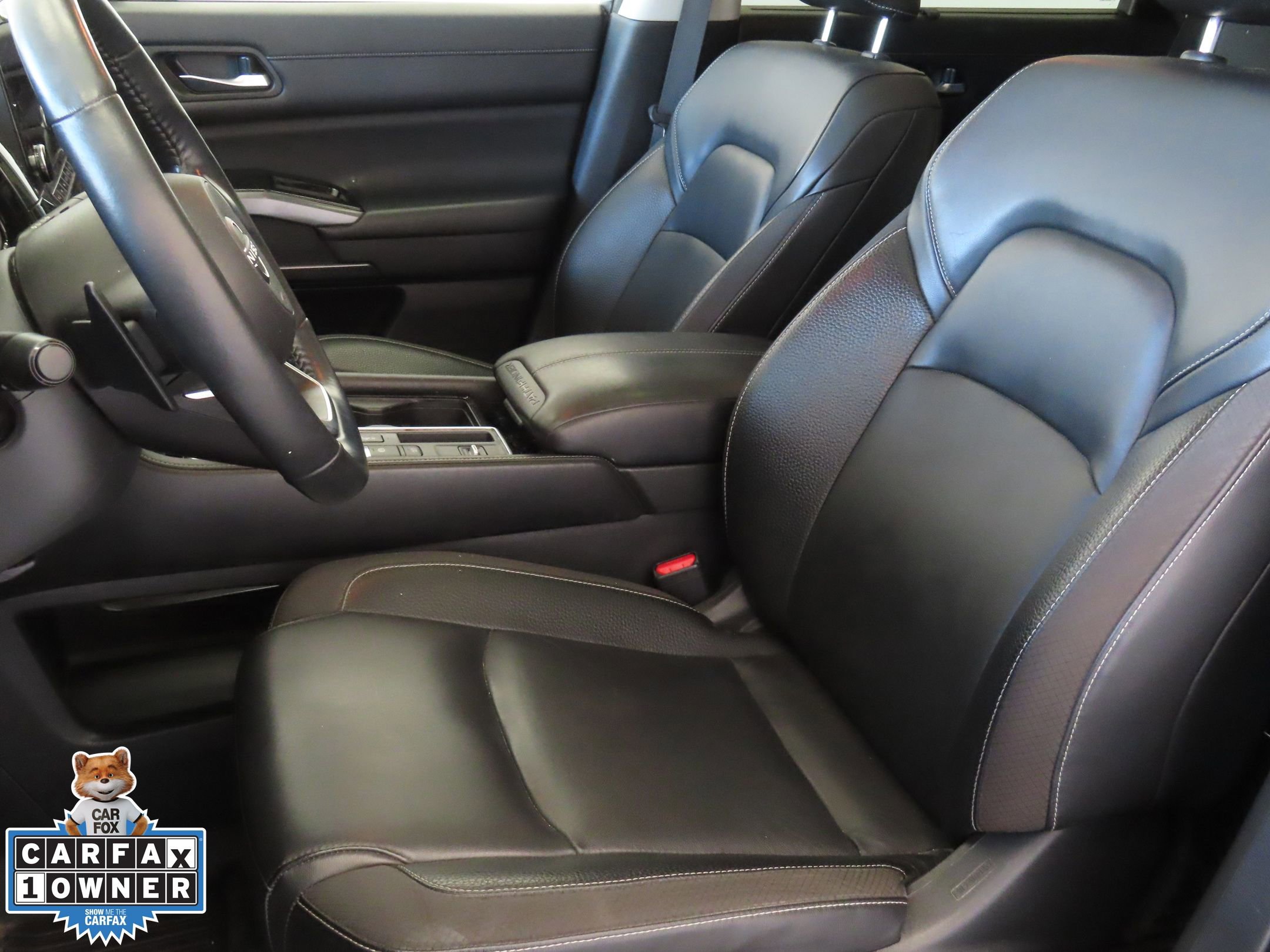 Used 2022 Nissan Pathfinder SL w/ SL Premium Package image 14