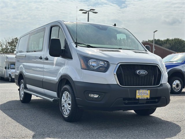 Certified 2024 Ford Transit 250 Low Roof w/ Exterior Upgrade Package image 46
