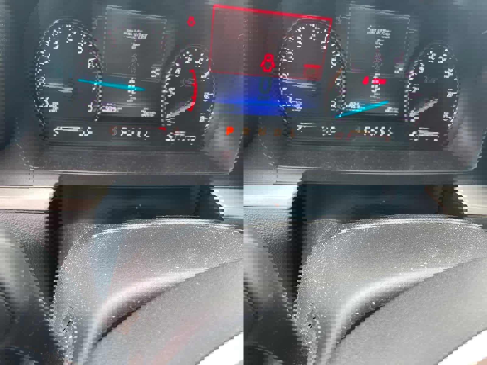 Certified 2022 Ford Explorer XLT w/ Class IV Trailer Tow Package image 14