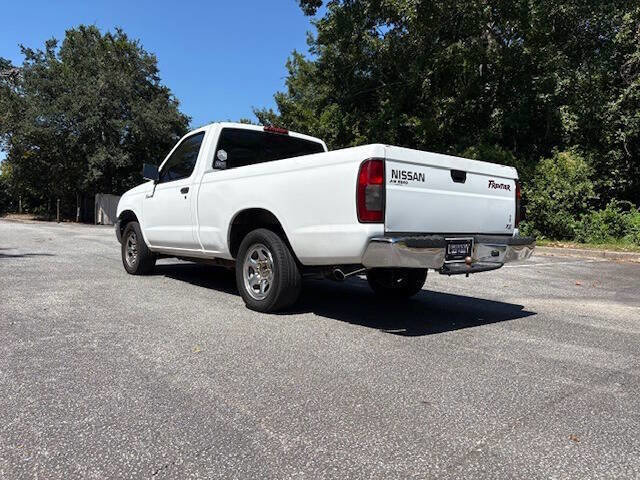 Used 2000 Nissan Frontier XE image 6