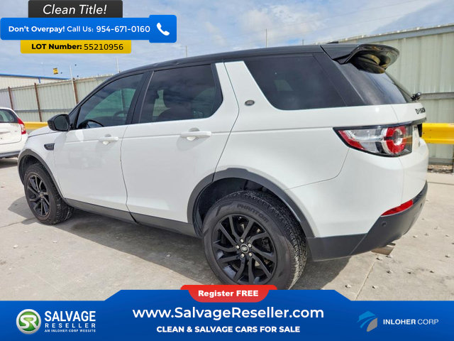Used 2017 Land Rover Discovery Sport SE AWD/4WD image 3