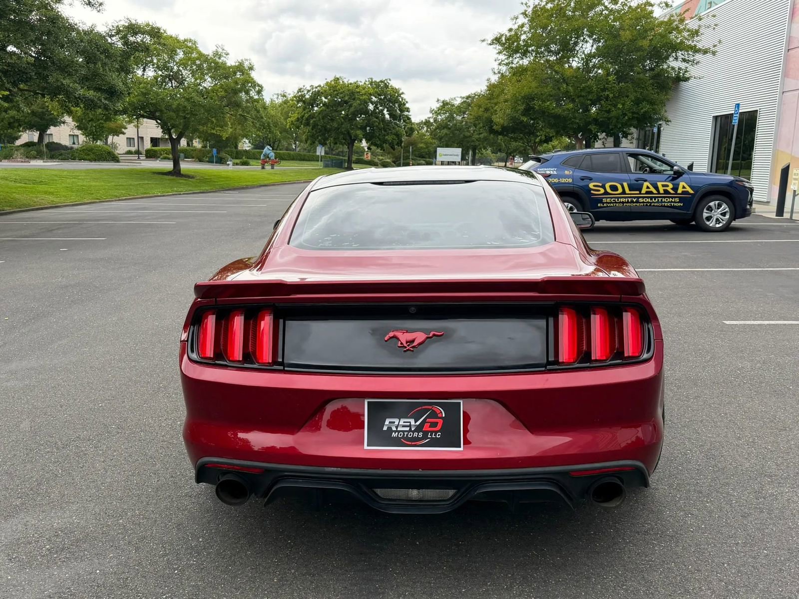 Used 2015 Ford Mustang GT w/ GT Performance Package RWD image 5