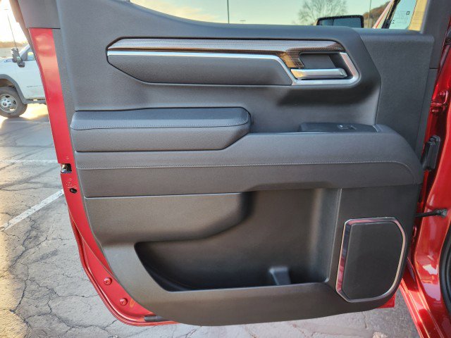 Used 2025 Chevrolet Silverado 1500 RST image 25