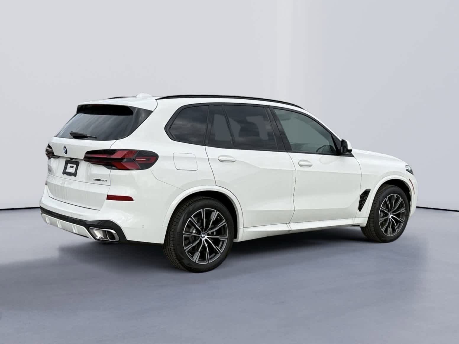 New 2026 BMW X5 sDrive40i w/ M Sport Package RWD image 3