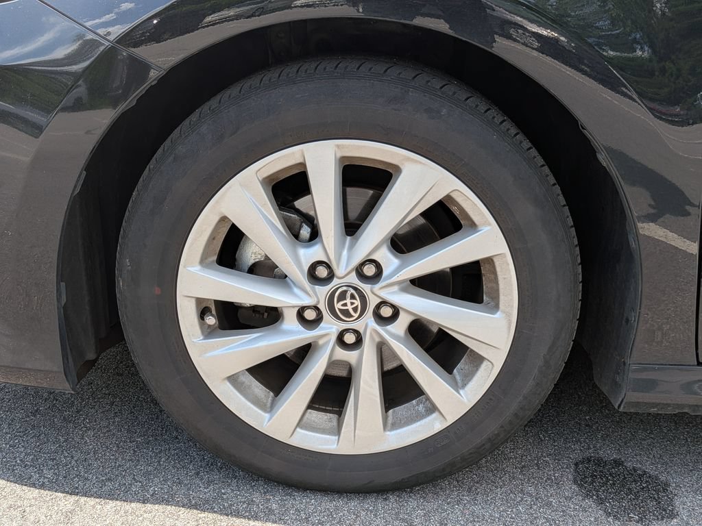Used 2024 Toyota Camry LE w/ Convenience Package FWD image 6