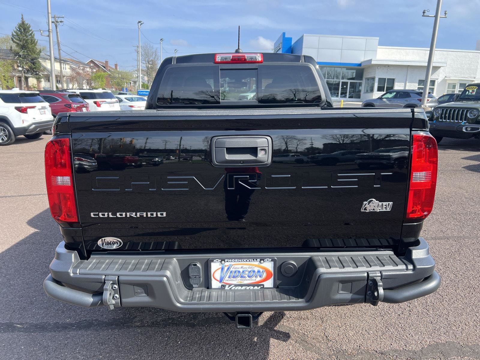 Used 2022 Chevrolet Colorado ZR2 w/ Colorado ZR2 Bison Edition AWD/4WD image 7