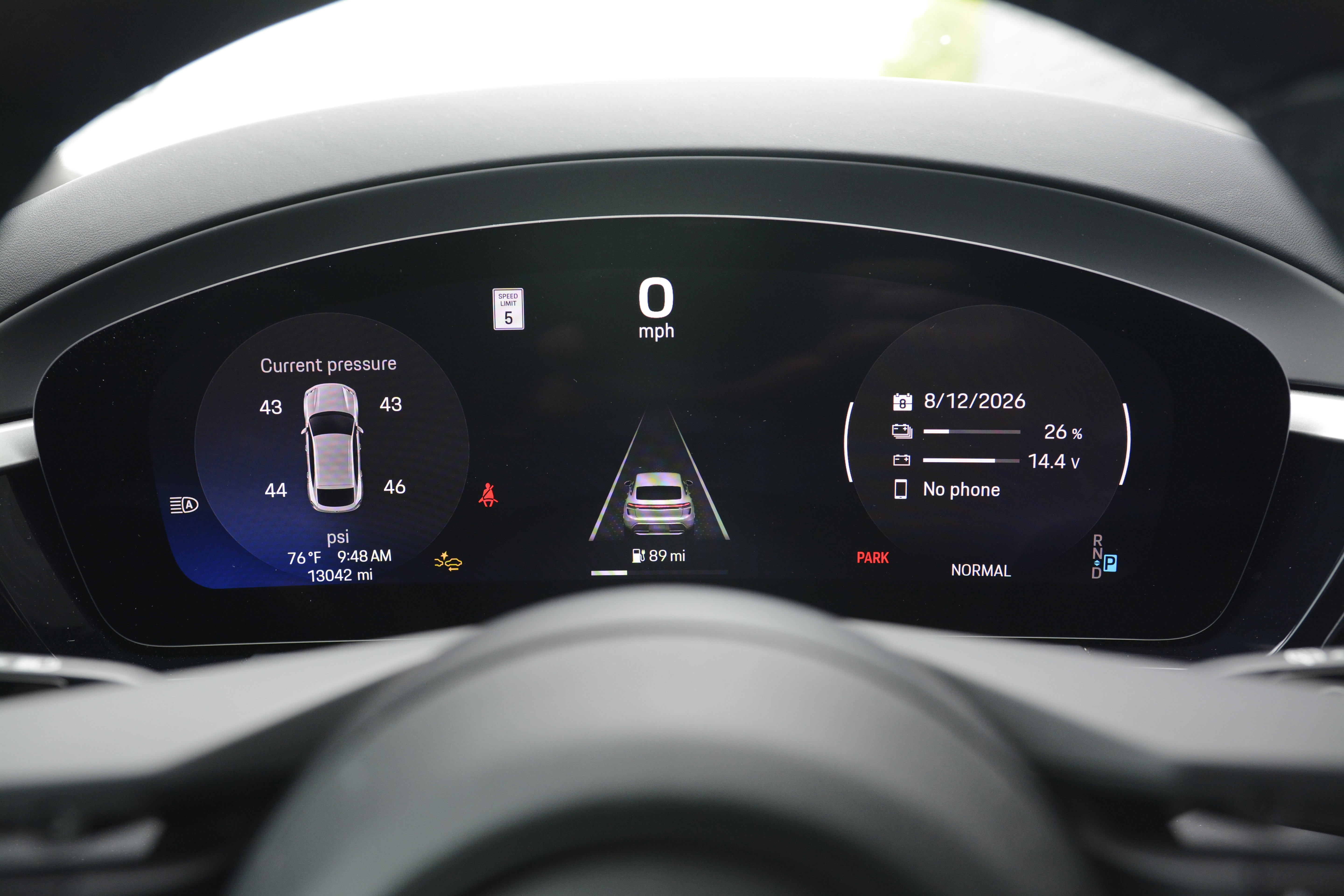 Certified 2024 Porsche Macan 4 Electric AWD/4WD image 17