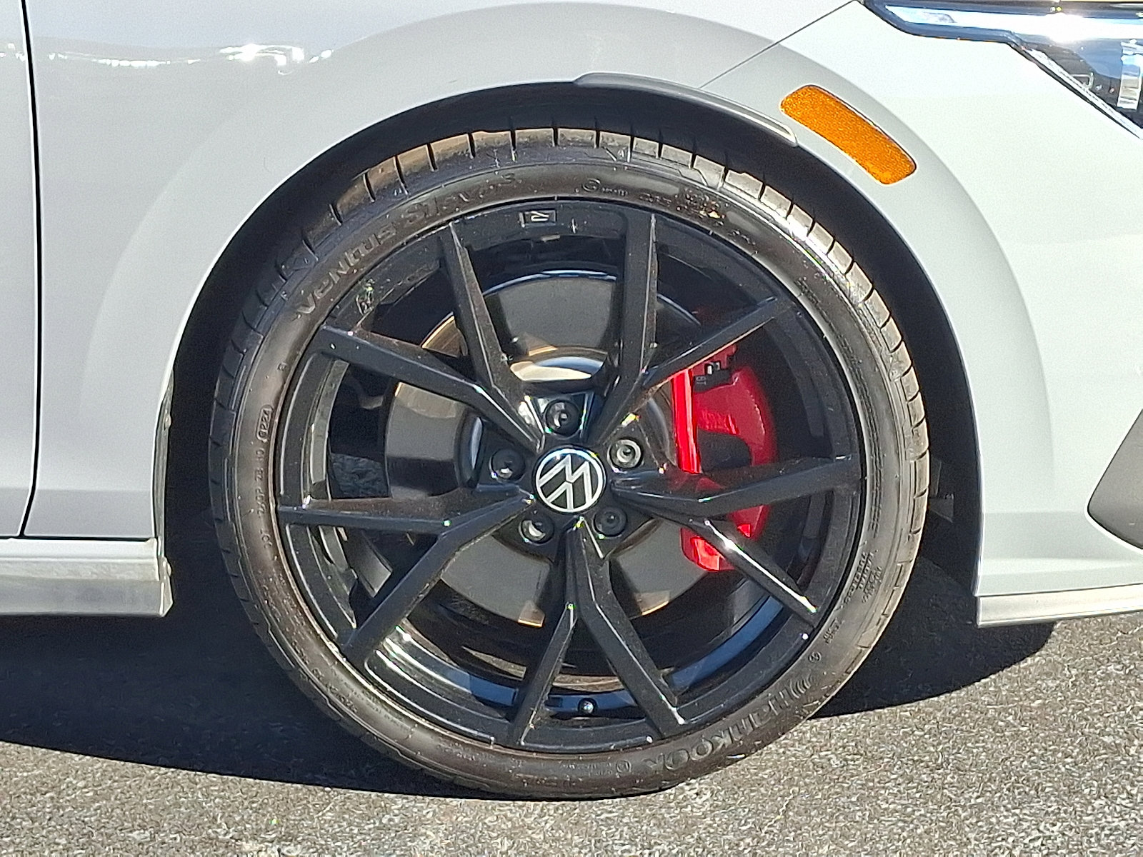 Used 2024 Volkswagen GTI SE image 8