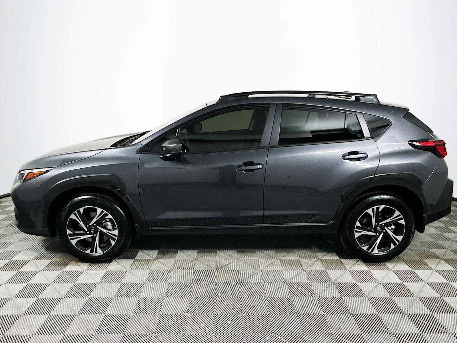 Certified 2025 Subaru Crosstrek 2.5i Premium w/ Convenience Package #2 image 4