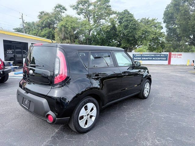 Used 2014 Kia Soul FWD image 5