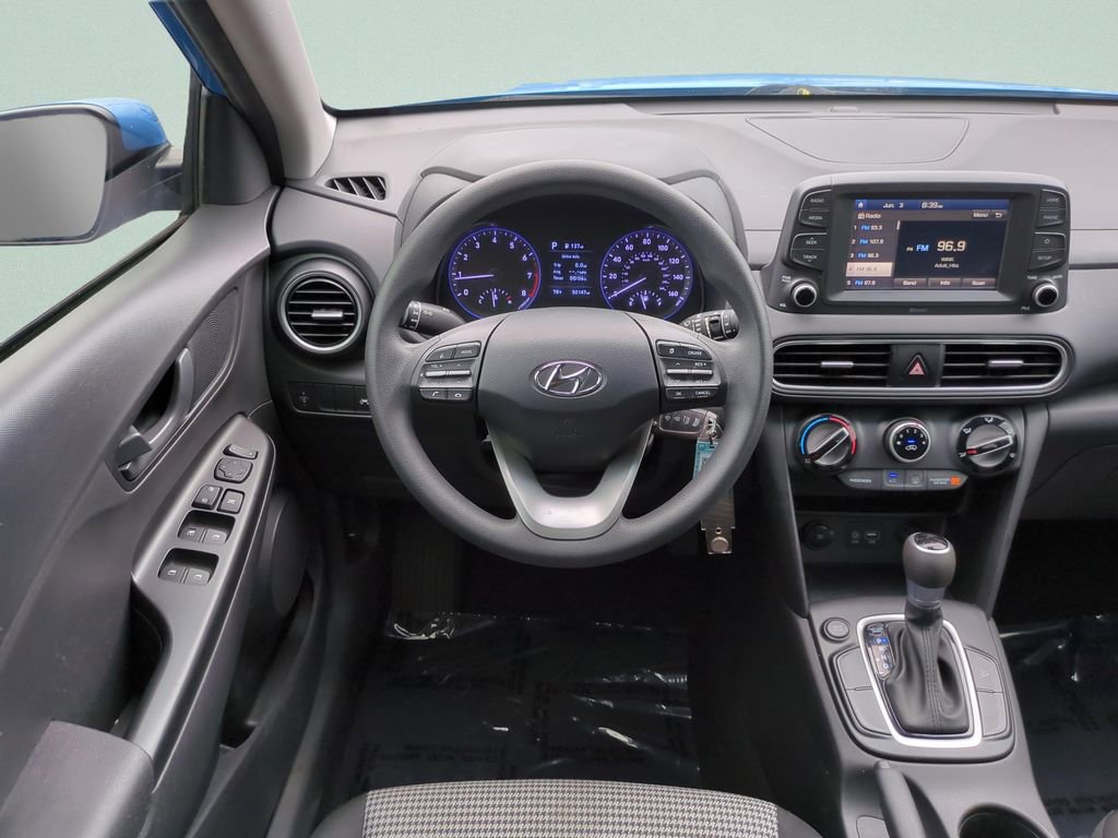 Certified 2021 Hyundai Kona SE FWD image 12