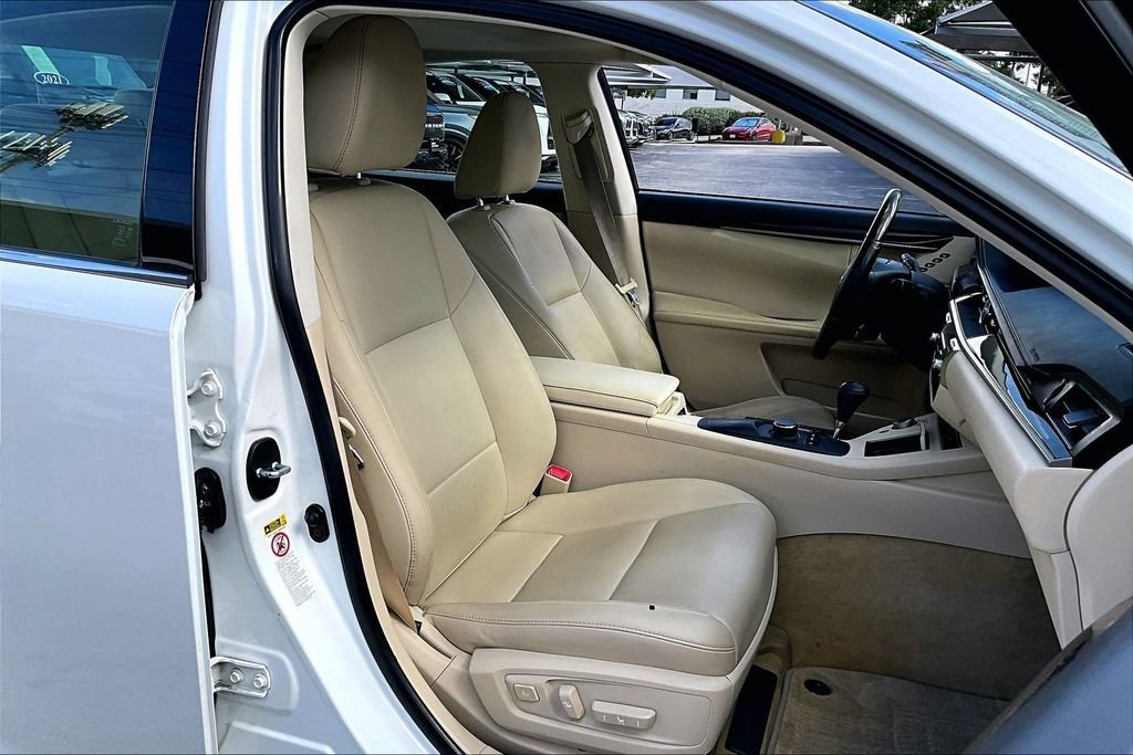 Used 2013 Lexus ES 350 w/ Premium Pkg FWD image 10