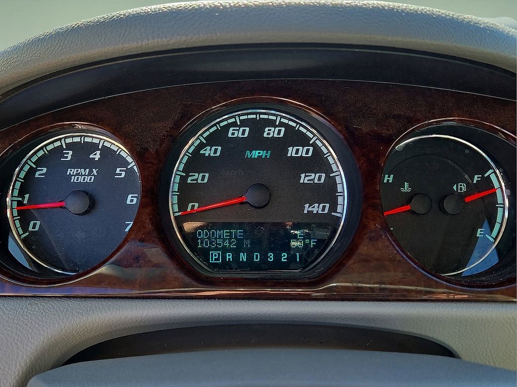 Used 2011 Buick Lucerne CXL image 25