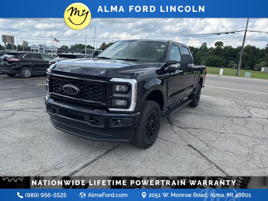 New 2025 Ford F350 XLT w/ Black Appearance Package image 5