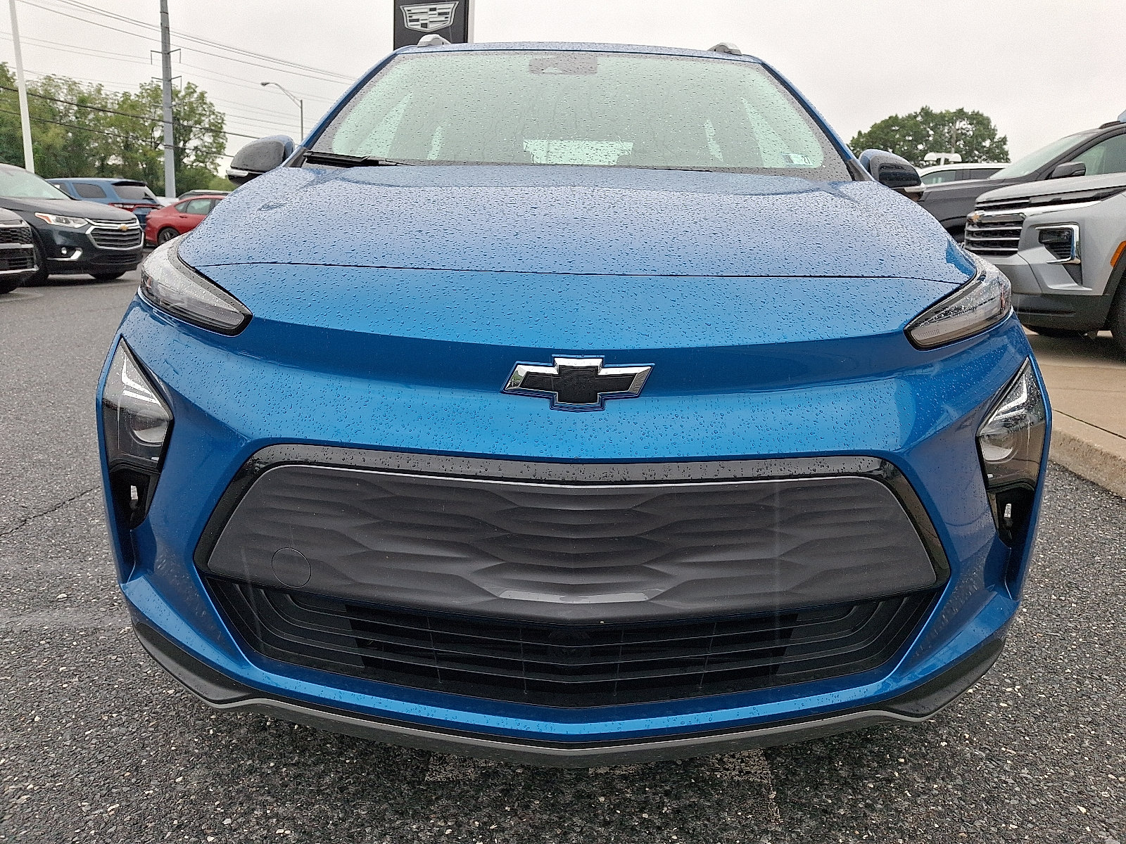 Certified 2023 Chevrolet Bolt EUV LT w/ Convenience Package FWD image 2
