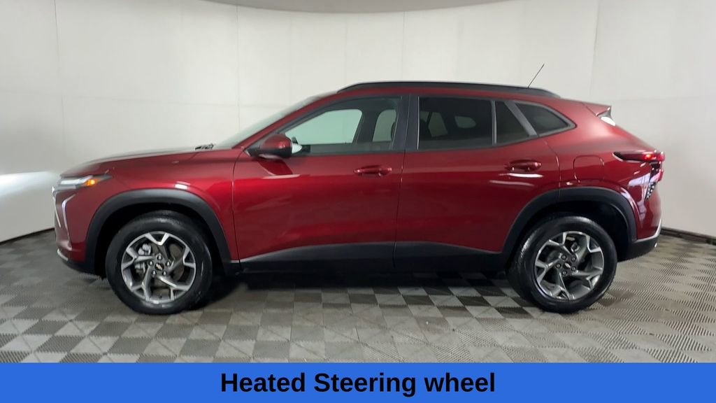 Certified 2024 Chevrolet Trax LT w/ Driver Confidence Package FWD image 8