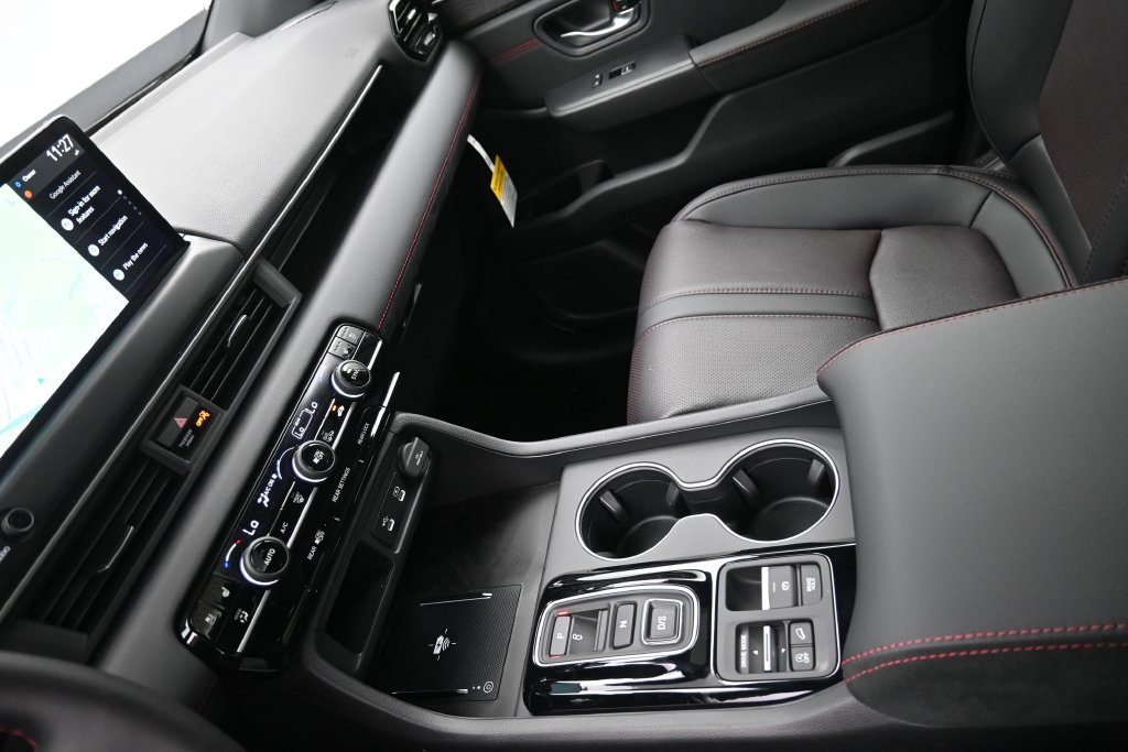 New 2026 Honda Pilot Black Edition image 15