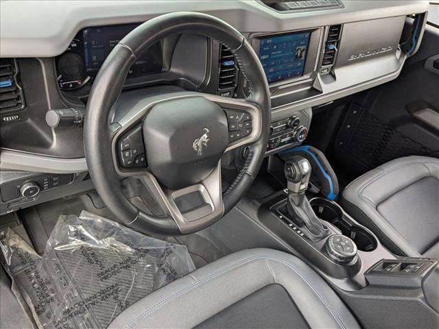 Used 2022 Ford Bronco Black Diamond w/ Sasquatch Package image 9