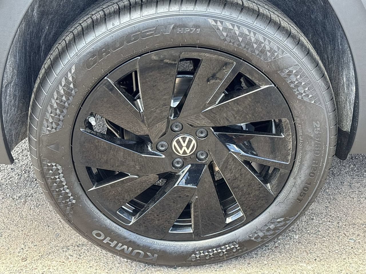New 2026 Volkswagen Atlas SE FWD image 6
