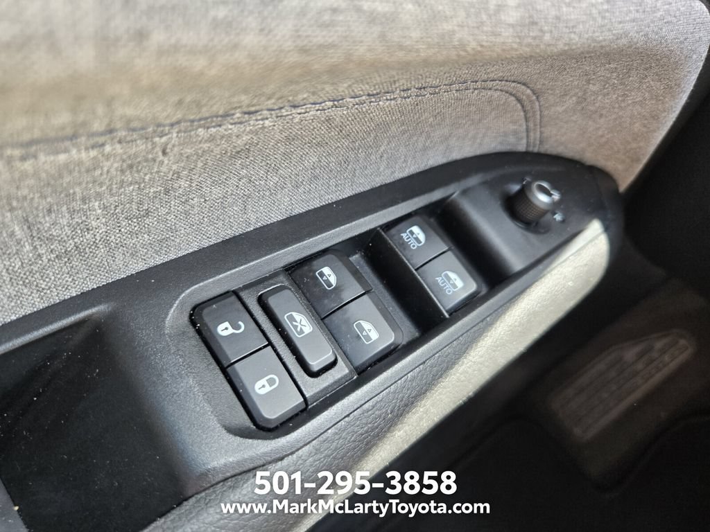 Used 2023 Jeep Compass Sport AWD/4WD image 31