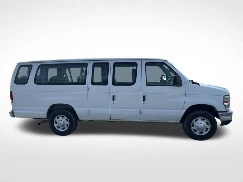 Used 2012 Ford E-350 and Econoline 350 XLT RWD image 5