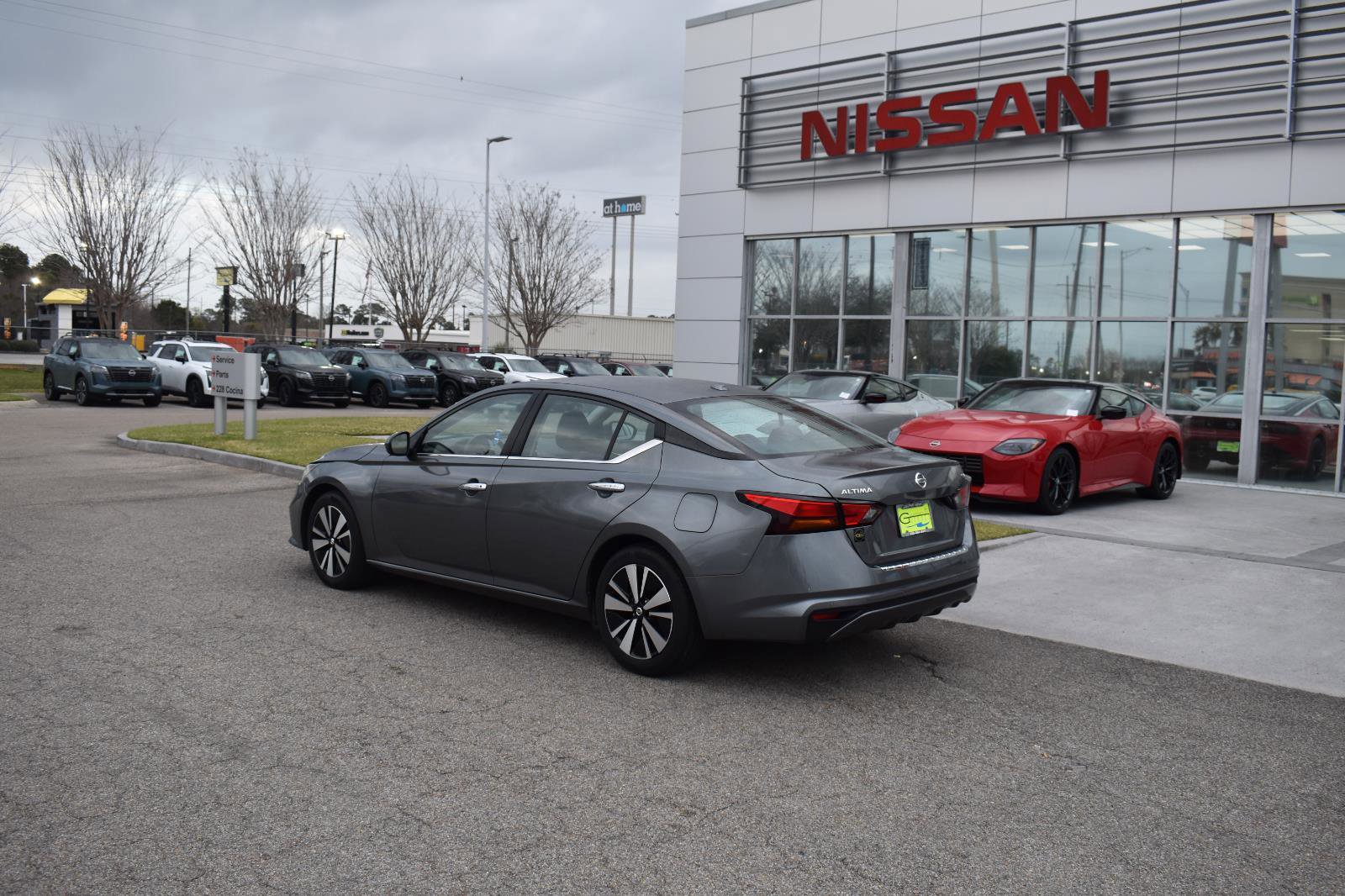 Used 2022 Nissan Altima 2.5 SV FWD image 5