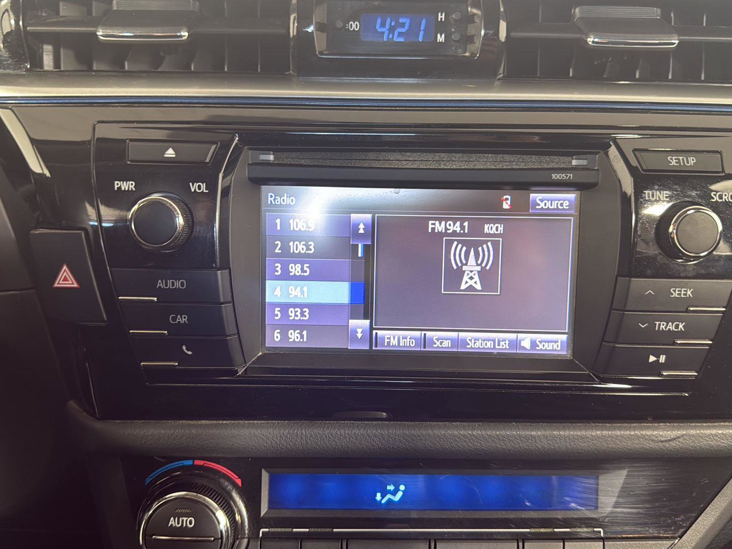 Used 2016 Toyota Corolla S FWD image 21