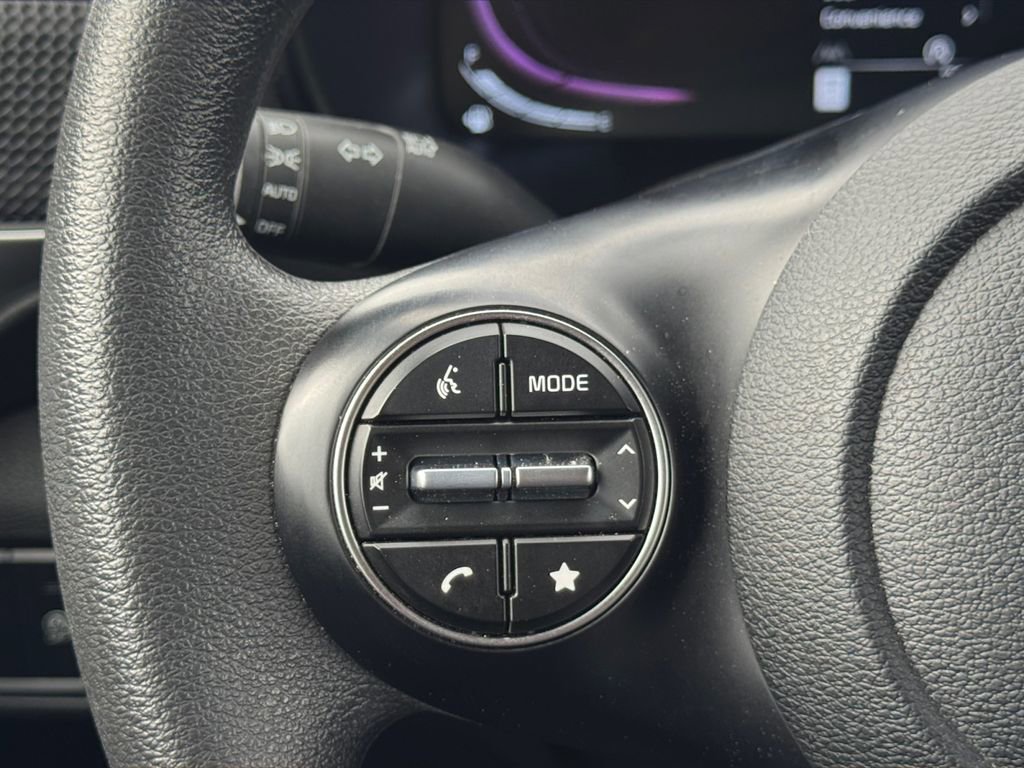 Used 2023 Kia Soul LX FWD image 21
