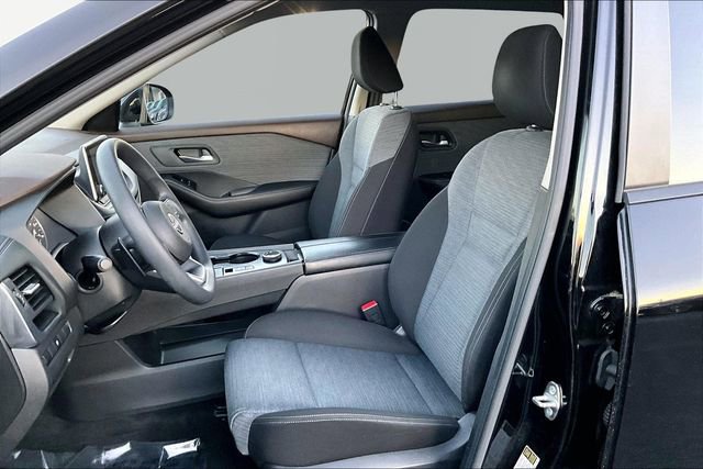 Used 2023 Nissan Rogue SV image 15