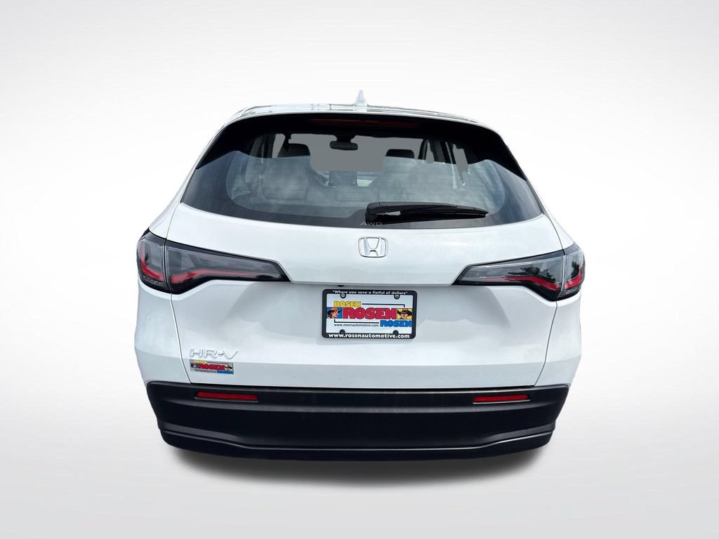 Certified 2025 Honda HR-V LX image 4