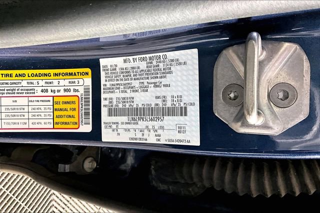 Used 2020 Lincoln Continental FWD image 4