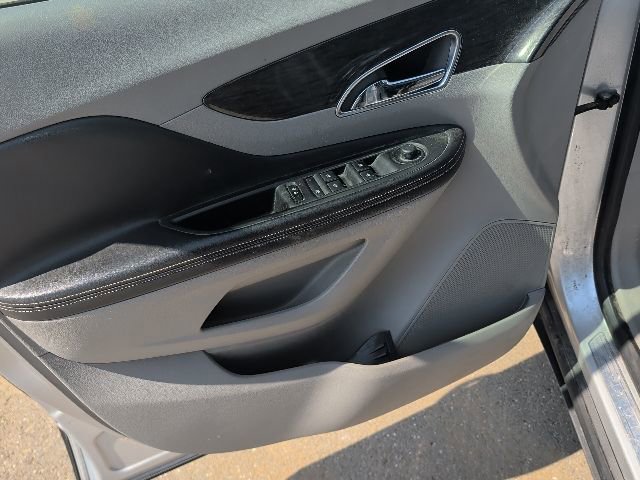 Used 2014 Buick Encore FWD image 15