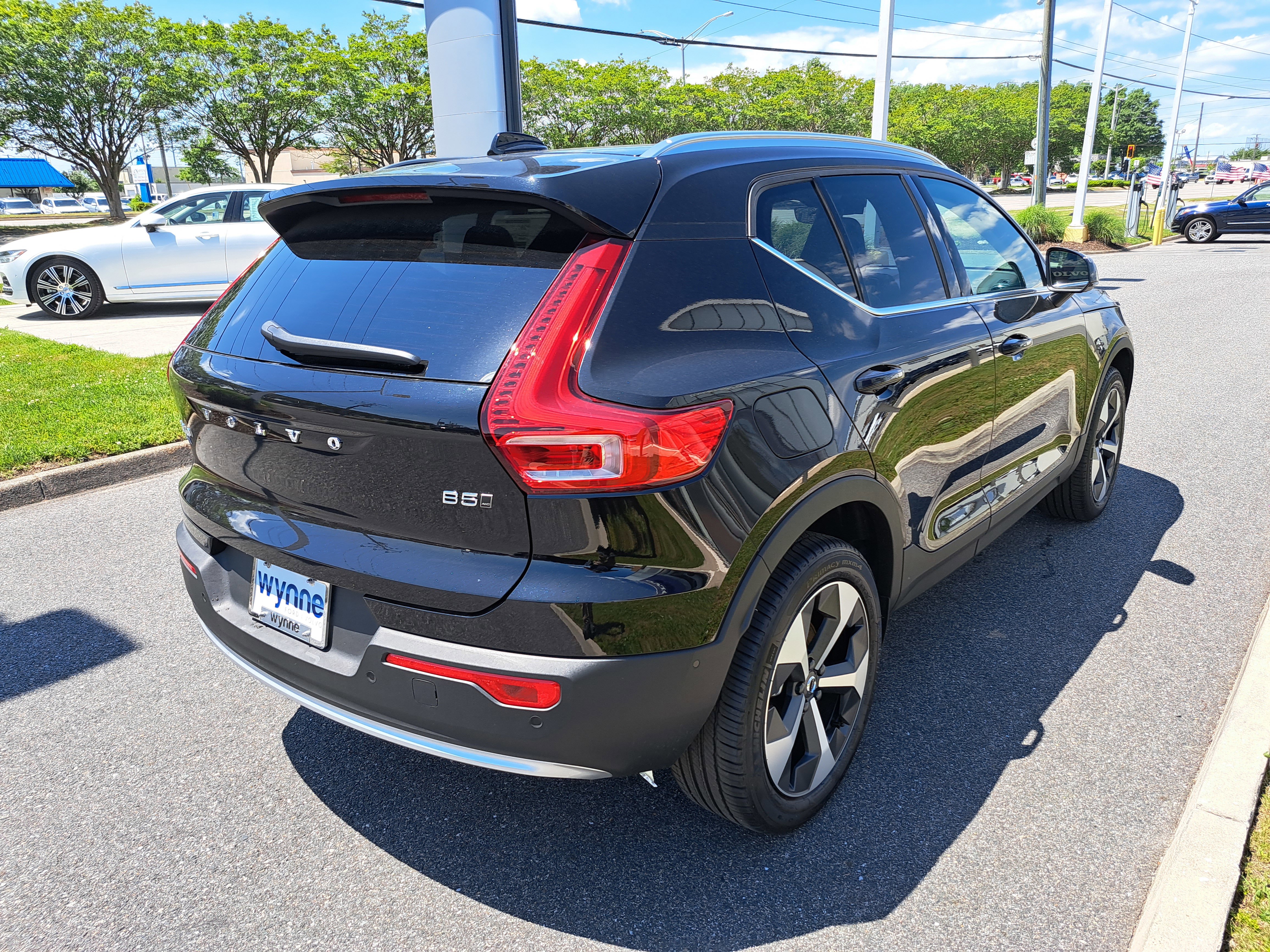 New 2026 Volvo XC40 B5 Plus w/ Protection Package Premier image 3