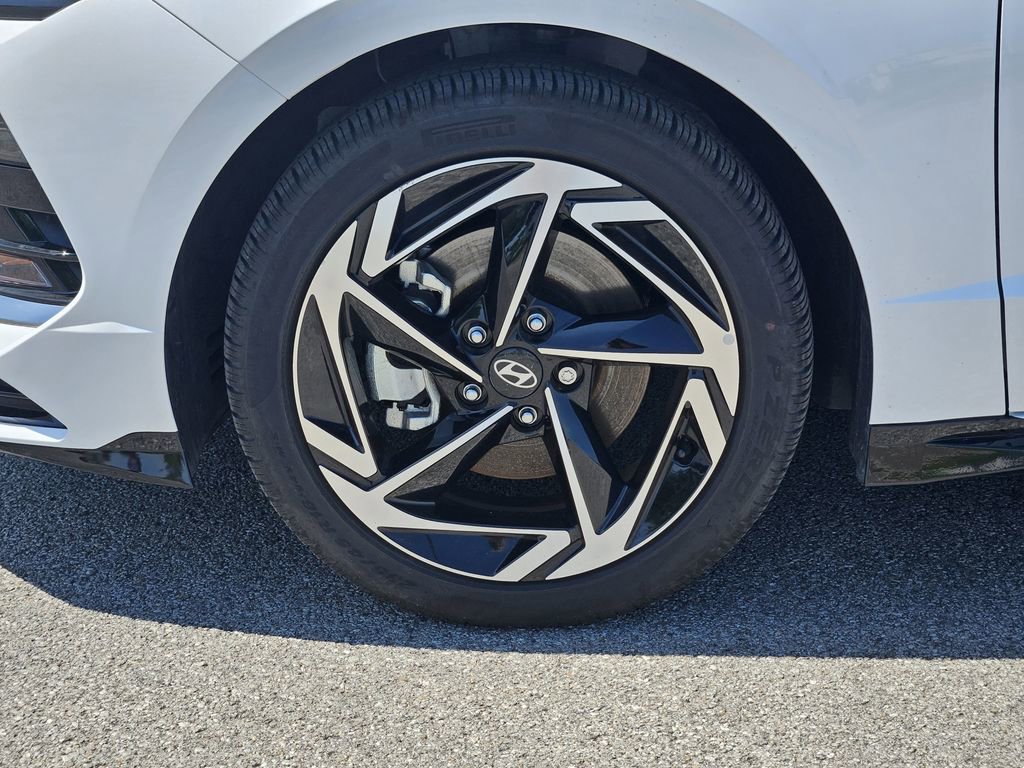 Certified 2025 Hyundai Sonata SEL FWD image 8