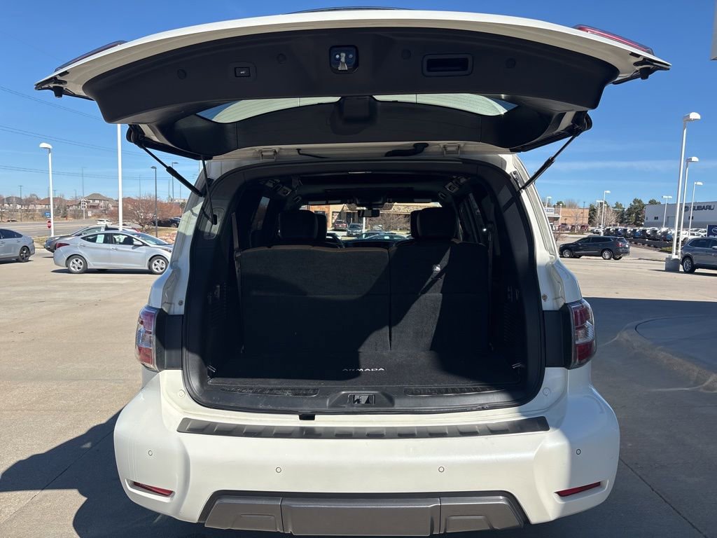 Used 2020 Nissan Armada Platinum w/ Platinum Reserve Package image 44