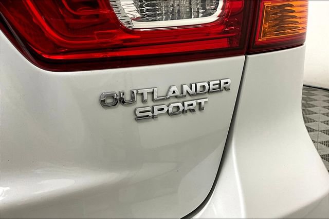 Used 2019 Mitsubishi Outlander Sport SE image 14