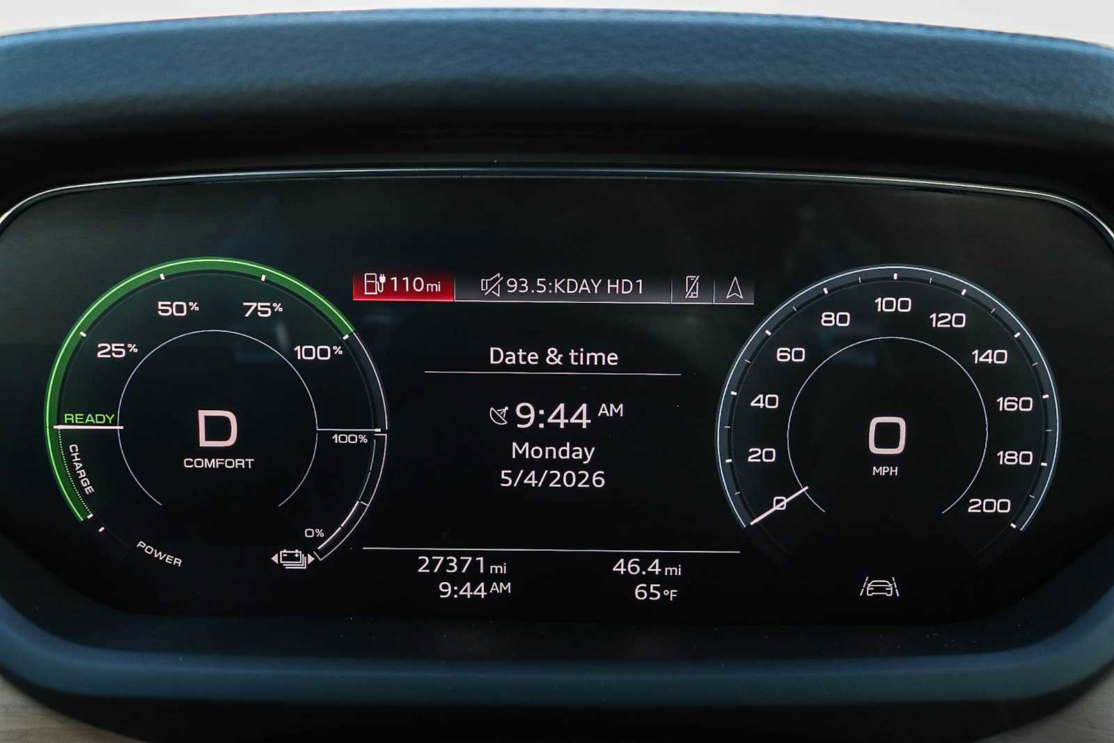 Used 2023 Audi e-tron GT Premium Plus AWD/4WD image 34
