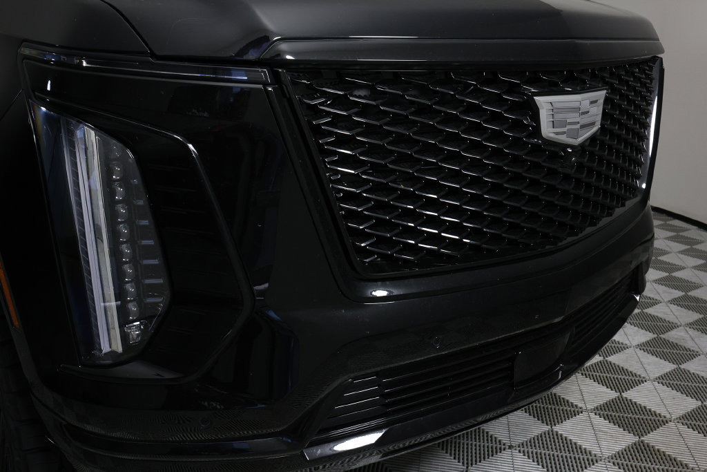 Used 2026 Cadillac Escalade Sport w/ LPO, ONYX Package AWD/4WD image 48