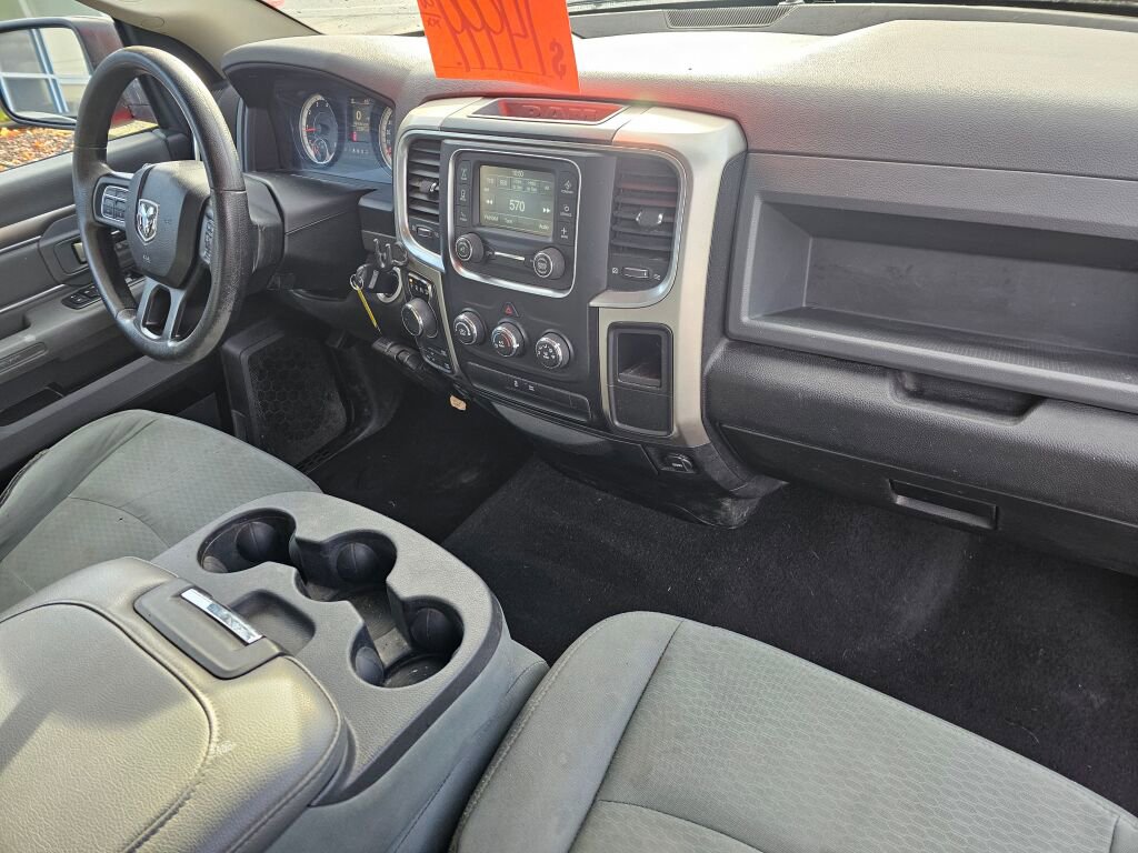 Used 2017 RAM 1500 Classic SLT image 14