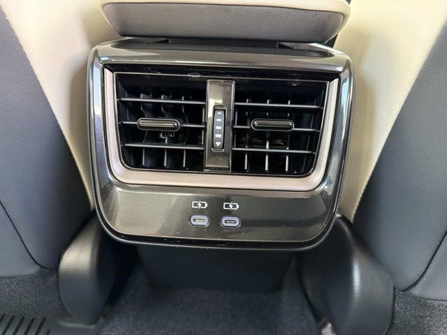 Certified 2025 Toyota Crown Limited w/ Advanced Technology Package AWD/4WD image 21